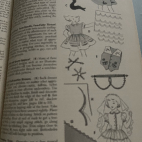 Singer sewing machine Reference sewing; 1957 - Picture 7 of 10